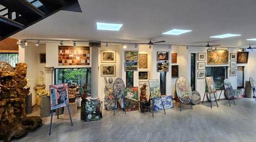 Những tác phẩm được làm từ chất thải rắn