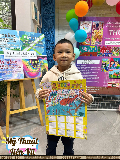 Những tờ lịch 2026 của c&aacute;c họa sĩ Nh&iacute; 12