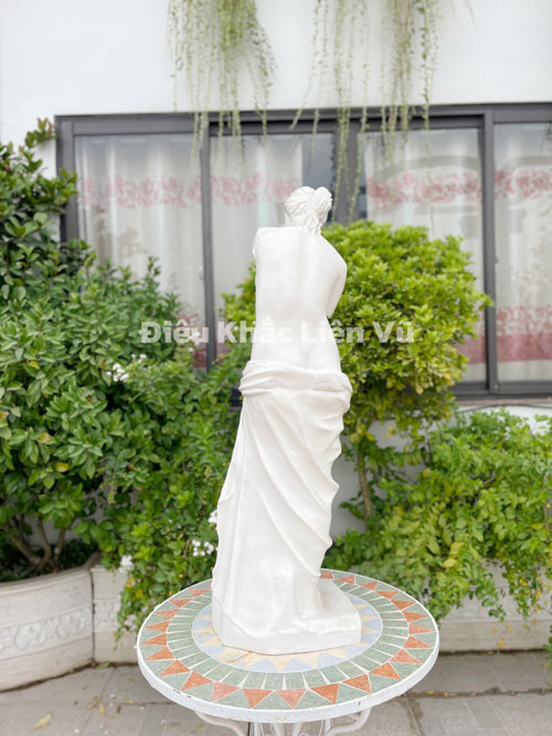 tượng nữ thần venus