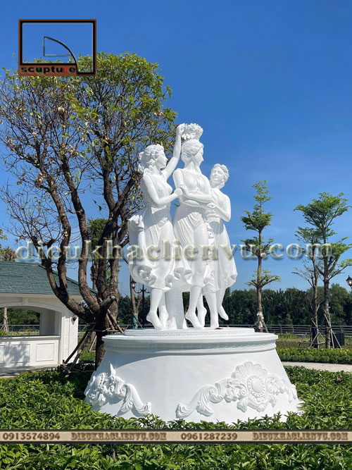 cum tượng 3 nữ thần Graces
