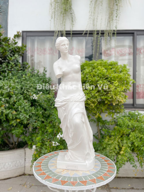 Venus - Vẻ đẹp kinh điển trường tồn với thời gian